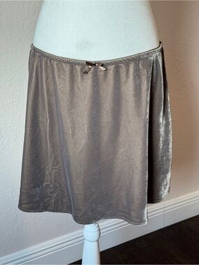 GAP Velvet Mini Slip Skirt in Silver-Taupe